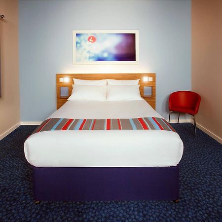 Travelodge Battersea London Exterior foto