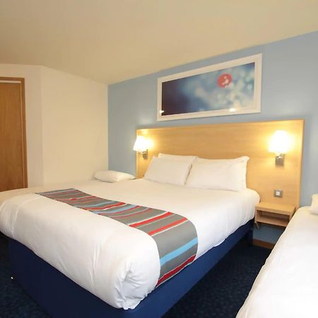 Travelodge Battersea London Exterior foto