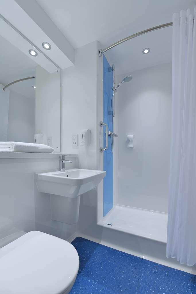 Travelodge Battersea London Zimmer foto