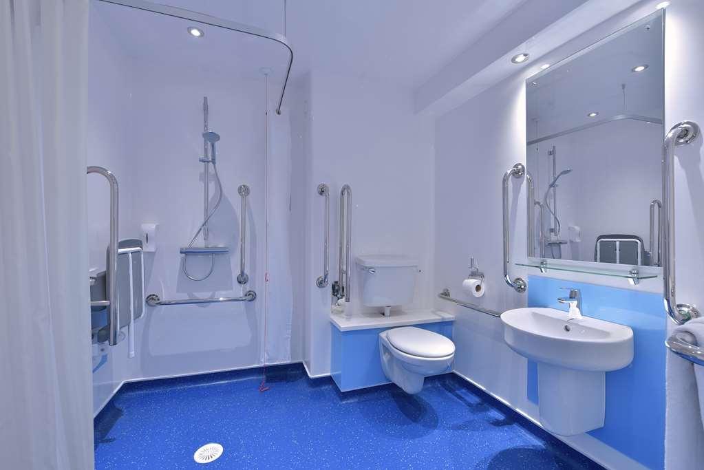Travelodge Battersea London Zimmer foto